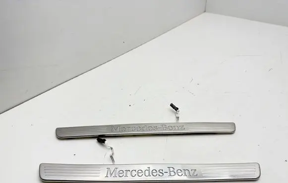 Mercedes-Benz GLE (W166 - C292) Front sill trim cover A1666808600