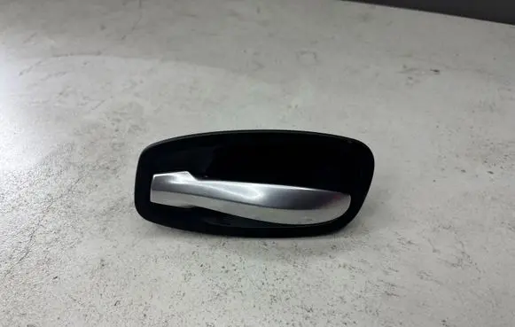BMW 5 E60 E61 Front door interior handle 1360533
