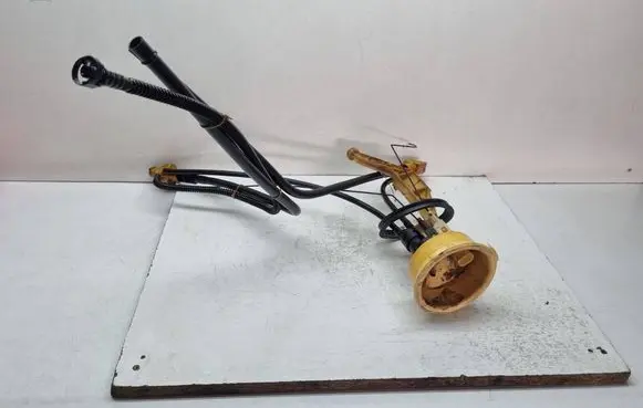 BMW X5 E53 Fuel level sensor 6763829