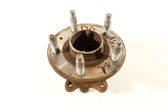 Opel Astra J Rear wheel hub 