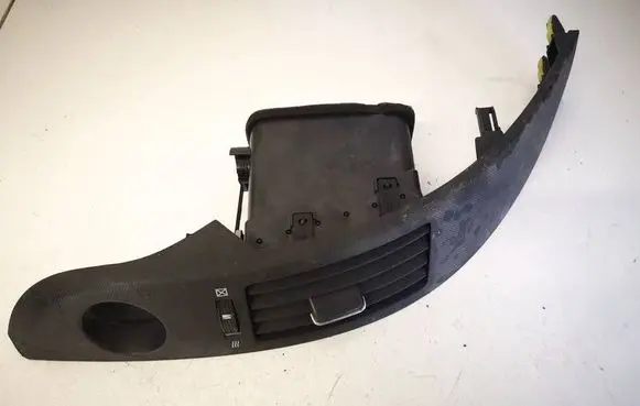 Toyota Corolla Verso AR10 Dash center air vent grill 5568064020