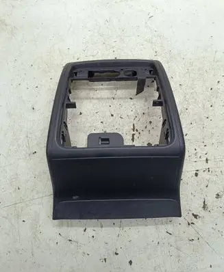 Volkswagen Touareg II Other center console (tunnel) element 7P6864299 07072009