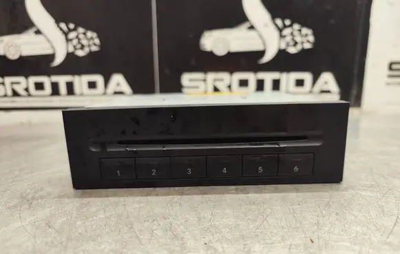 Mercedes-Benz E W211 CD/DVD changer A2118706189 020953 MH3512