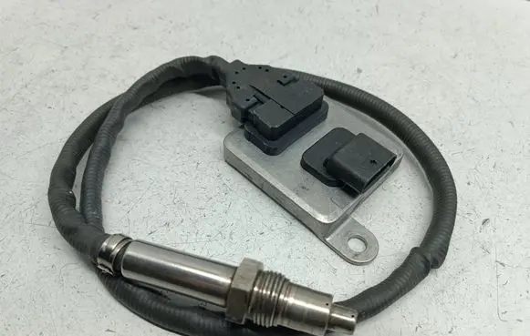 Mercedes-Benz Sprinter W906 Lambda probe sensor A0009053503 0009053503 5WK96682D