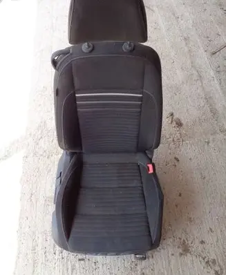 Volkswagen Golf VI Front passenger seat 