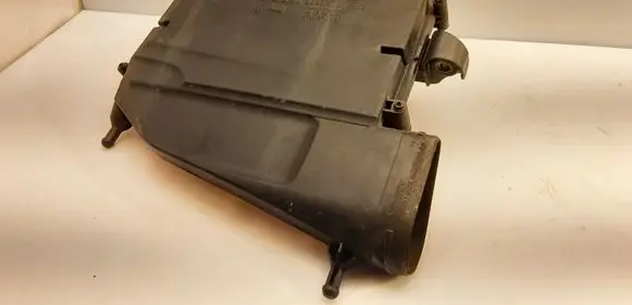 Mercedes-Benz CLS C219 Air filter box A6420940204 A6420901601