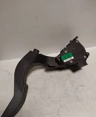 Audi A4 S4 B6 8E 8H Accelerator throttle pedal 8E1721523A