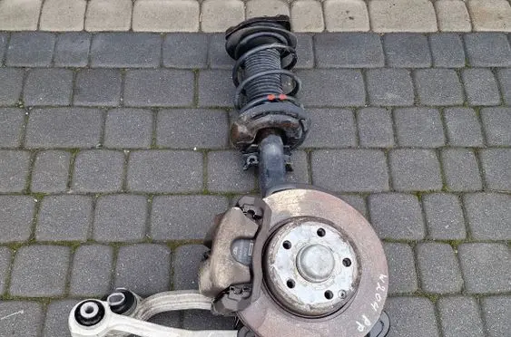 Mercedes-Benz C W204 Front wheel hub spindle knuckle 