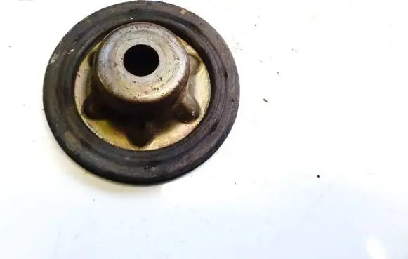 Volkswagen PASSAT B4 Coil spring mount 257412319b