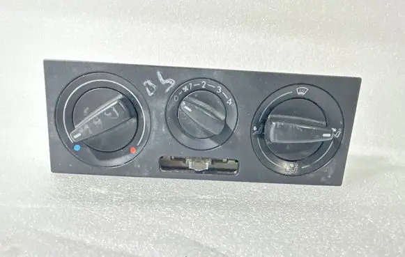 Volkswagen PASSAT B5 Climate control unit 1J0819045E 901511000001