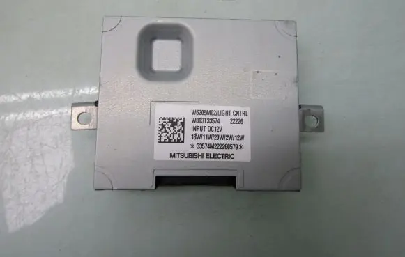 Honda HR-V Light module LCM W003T33574 W6205M02