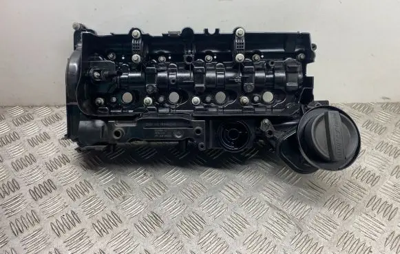 BMW 5 F10 F11 Rocker cam cover 7810584 81078023 11127810584
