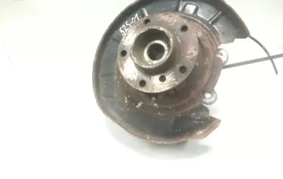 BMW 5 E39 Rear wheel hub
