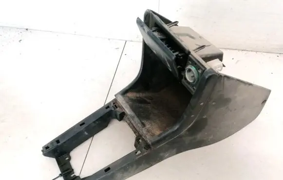 Volkswagen PASSAT B4 Other interior part 3A1863243A
