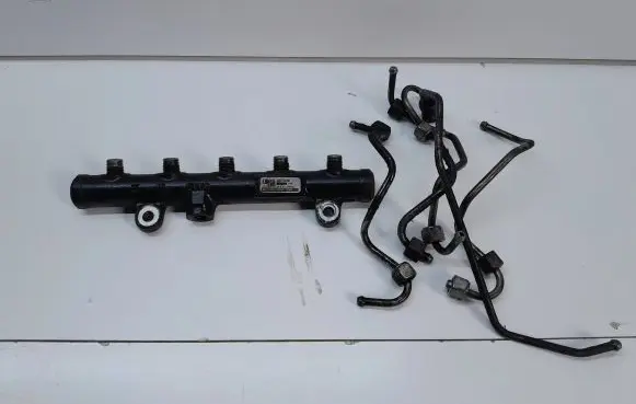 Volvo V50 Fuel main line pipe 9654726280 02053110