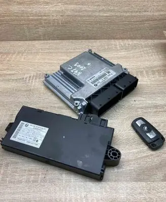 BMW 3 E90 E91 Engine ECU kit and lock set 7823422 9147226 WithKey