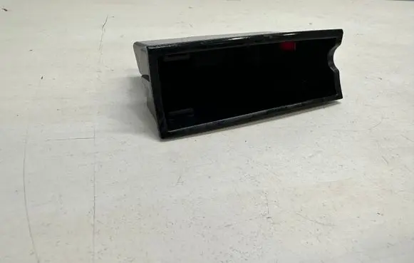 Volkswagen Touareg II Ashtray (front) FS31