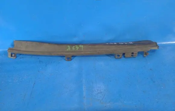 Toyota Camry Front arch trim 5382506020