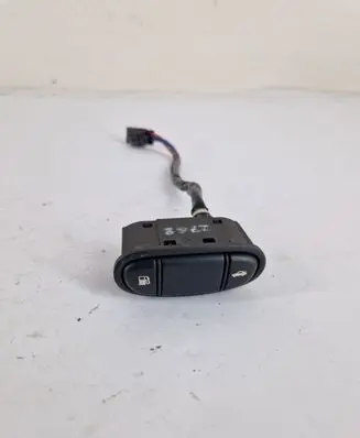 Jaguar S-Type Fuel tank opening switch 2r839b242