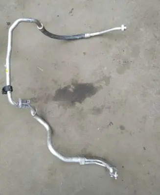 Volkswagen Tiguan Air conditioning (A/C) pipe/hose 5QF816743C 5QC816738A