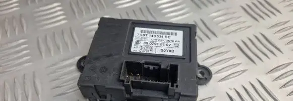 Volvo V70 Door control unit/module 7G9T14B534BC 0507918102 14C236BC