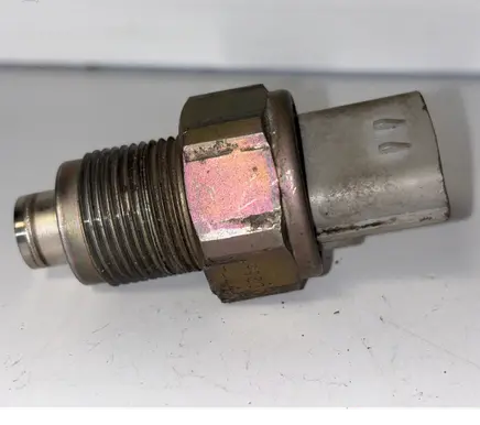 Saab 9-3 Ver2 Fuel pressure sensor 