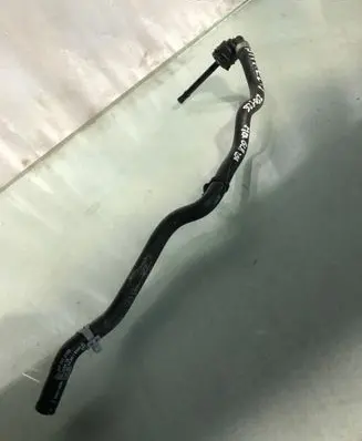 Mercedes-Benz GLA H247 Engine coolant pipe/hose A2475012100