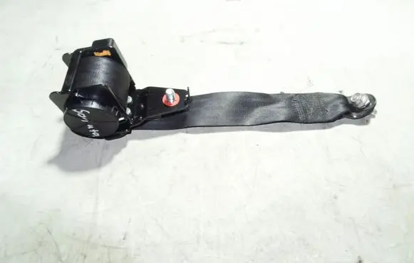 Hyundai Sonata Middle seatbelt (rear) 041207