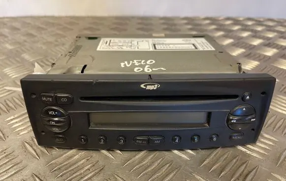 Iveco Daily 35 - 40.10 Radio/CD/DVD/GPS head unit 7607005082