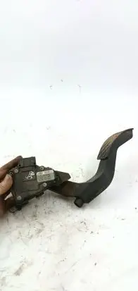 Volkswagen PASSAT B5.5 Accelerator throttle pedal 8D1721523F 6PV00837603