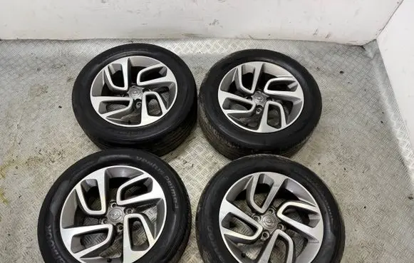 Opel Crossland X R16 alloy rim 39007897
