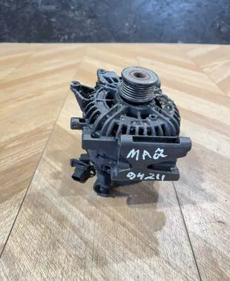 Mercedes-Benz E W211 Generator/alternator 0124625014 A0131540002