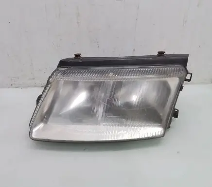 Volkswagen PASSAT B5 Headlight/headlamp