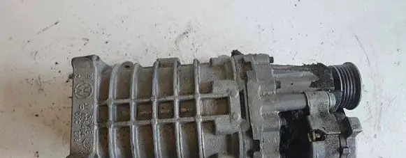 Volkswagen Touran I Supercharger 03C145299M 326484