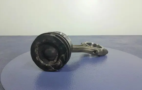 Piston