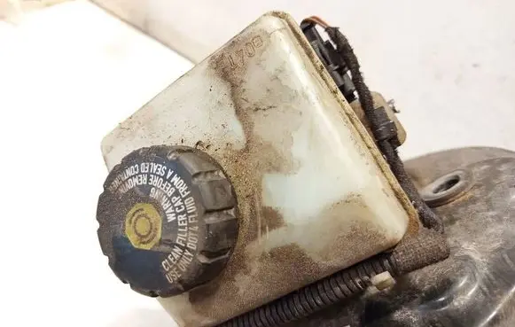 Opel Astra H Master brake cylinder 32067271