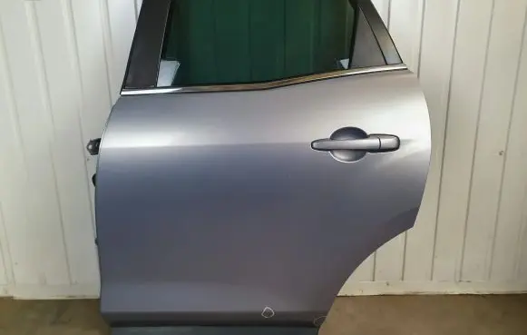 Mazda CX-7 Rear door