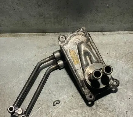Mercedes-Benz E W124 Oil cooling pipe 6061800165 OM606 2329720001