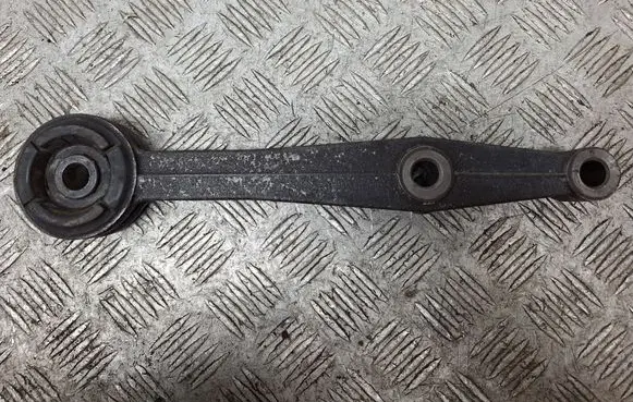 Toyota Land Cruiser (J120) Front differential bracket 5238060021