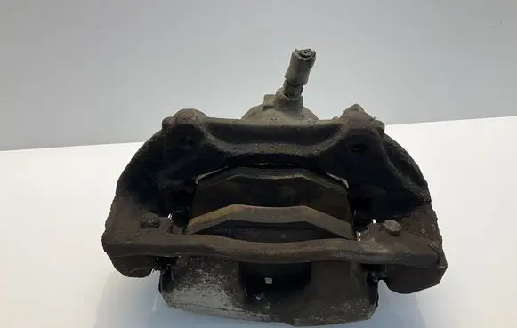 Mercedes-Benz E W211 Front brake caliper