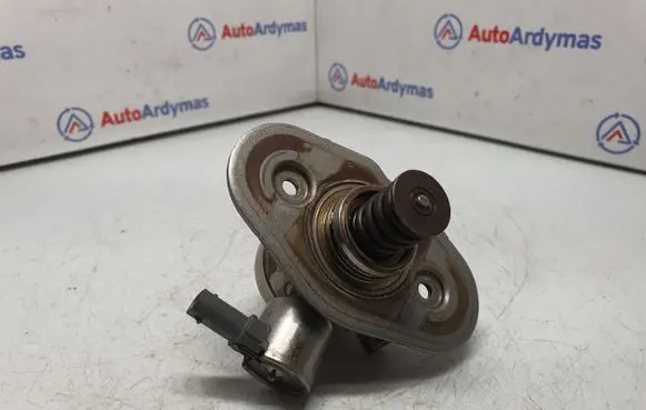 BMW 3 F30 F35 F31 Fuel injection high pressure pump 7584461 13517584461 0261520282