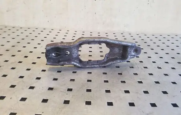 Skoda Octavia Mk2 (1Z) Clutch release arm fork 703A