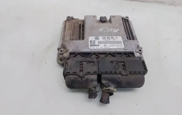 Seat Altea XL Engine control unit/module 03G906021LN 1039S16959 0281013282