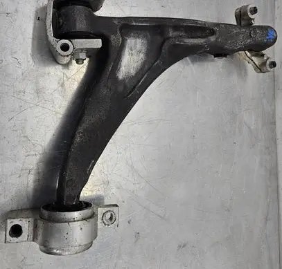 Volvo XC60 Front control arm 32246810