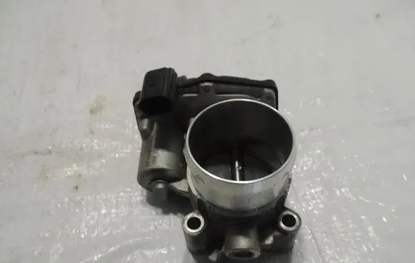 Ford Focus Throttle body valve DS7G9F991BB
