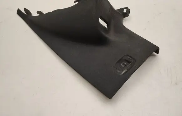 Mercedes-Benz E C207 W207 (D)pillar trim (top) A2076903025