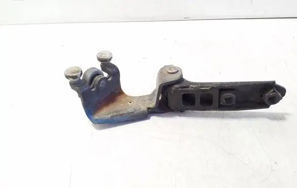 Volkswagen Transporter - Caravelle T5 Sliding door middle roller runner 7H0843336B