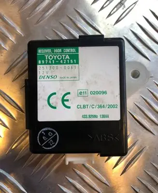 Toyota RAV 4 (XA20) Door central lock control unit/module 8974142151 2513000061