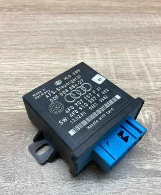 Audi A8 S8 D3 4E Light module LCM 4F0907357F 4F0910357F 5DF00888627