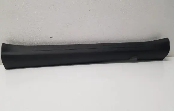 Hyundai i10 Front sill trim cover 85880K7000